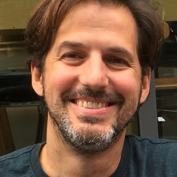 Dr. Gonzalo Budelli